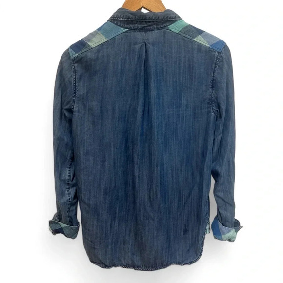 C&C CALIFORNIA CHAMBRAY BUTTON DOWN TENCEL TOP PLAID ACCENTS Size XS - Picture 2 of 10